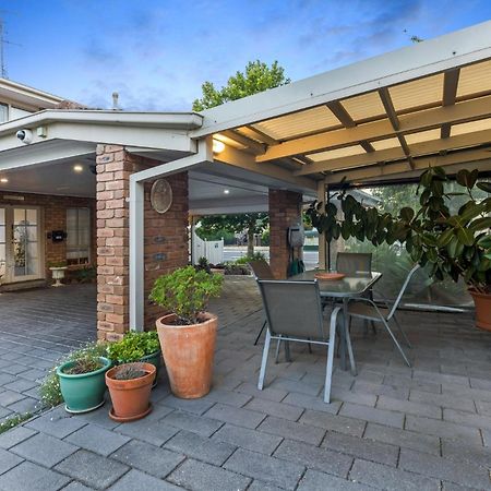 Golden Square Motor Inn Μπέντιγκο Εξωτερικό φωτογραφία